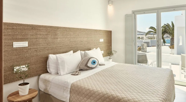 Manoulas Beach Mykonos Resort