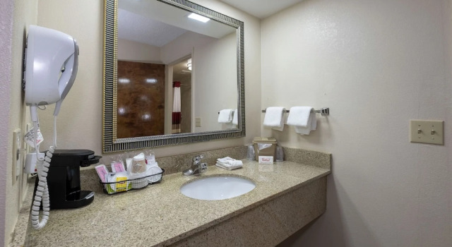 Двухместный люкс Standard Red Roof Inn & Suites Oxford