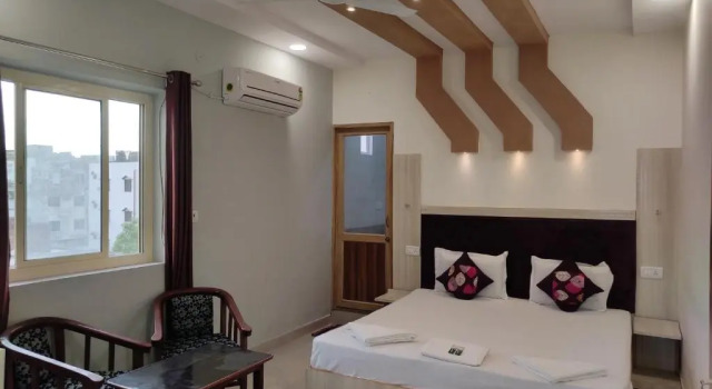 Номер Deluxe Max Guest House