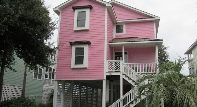 Коттедж Pink Flamingo