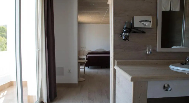 Люкс с видом на море Hotel Entre Pinos
