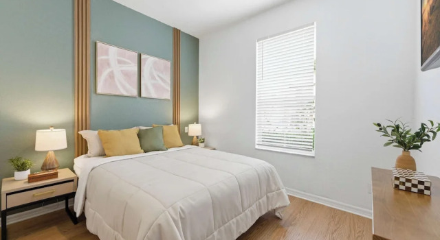Modern Family 4BR Townhome Near Disney in Orlando