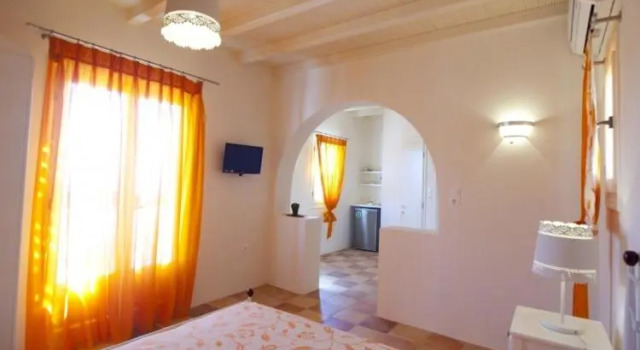 Ostria Village, Prenota Hotel Mylopotas Ios
