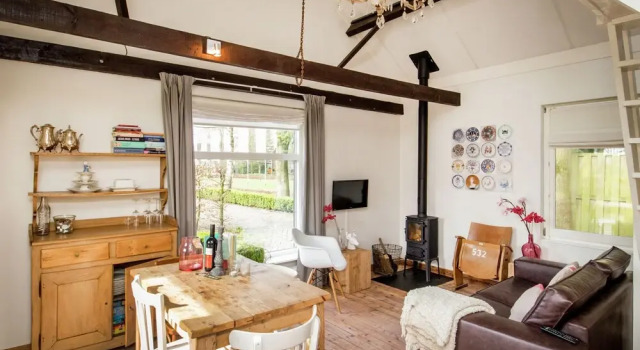 Beautiful holiday home in Leende with roofed terrace, Prenota Casa vacanze Heeze Noord-Brabant