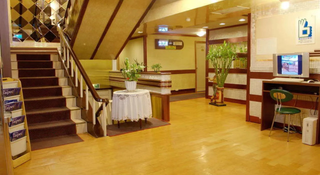 King National Hotel, Prenota Hotel Taybey Cina
