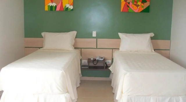 Двухместный номер Standard Hotel Rosa da Ilha Guaruja - 80m do mar, 02 piscinas, sala de jogos, brinquedão de percurso para crianças