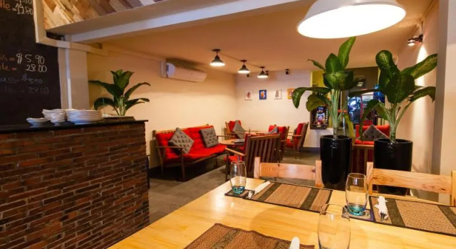 Кровать в общем номере Мансарда The Local - Riverside