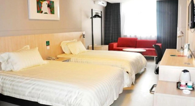 Jinjiang Inn Fuyang Yingshang Road, Book Hotel Billige hoteller i Fuyang