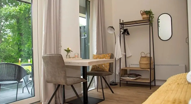De Burcht-Drenthe, Book Hotel Hotels & Accommodations in Bunne, Hotel