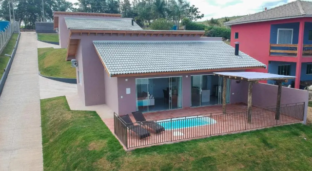 Коттедж Chalés Vila da Rosa