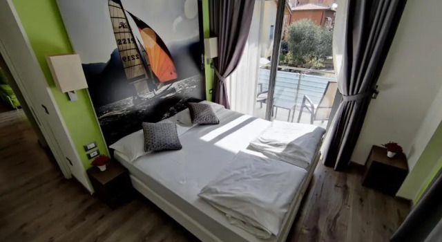 Апартаменты c 1 комнатой с балконом и с видом на горы Gardesana Active Apartments