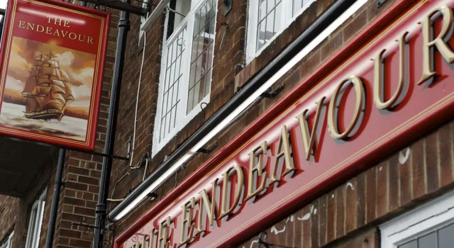 The Endeavour, Book Hotel Whitby 