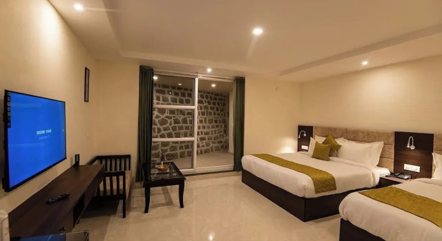 Семейный номер Standard The Imperial Green (180 lake view)