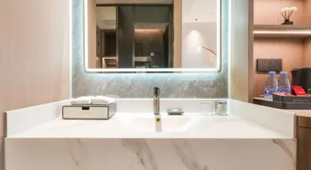 Люкс Tian E International Hotel