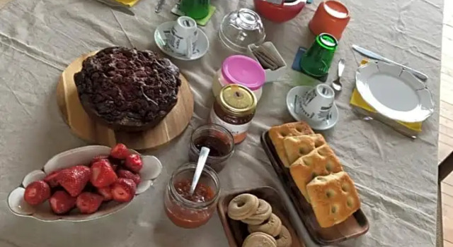 B&B acaso, Buchen Sie Bed & Breakfast Serralunga d'Alba Langhe