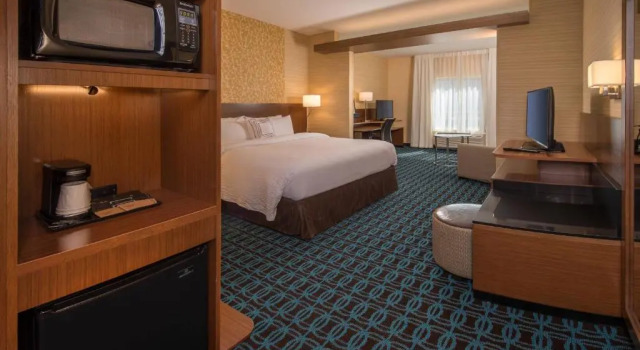 Двухместный номер Standard Fairfield Inn & Suites by Marriott Altoona