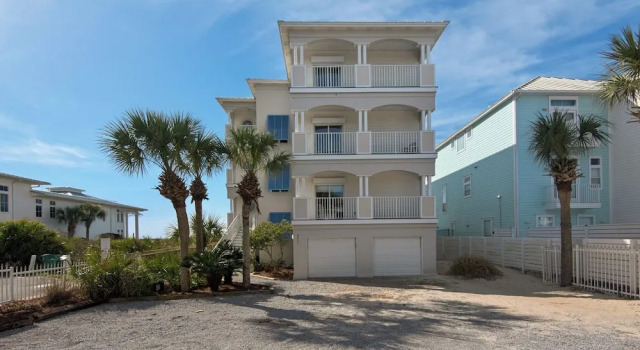 Gulf Front in the Heart of Seagrove ~ Sweeping Views ~ Pool ~ Sleeps 8