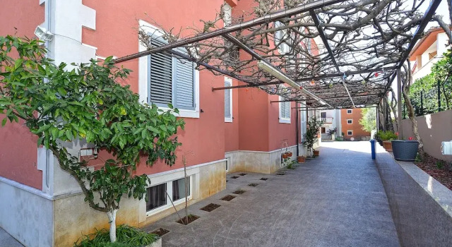 Apartments 2224