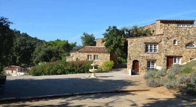 Студия Hameau Des Claudins