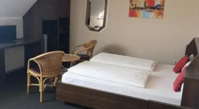 Hotel Köln-Bonn, Rezervați Hotel Bornheim Rinul de Nord - Westfalia