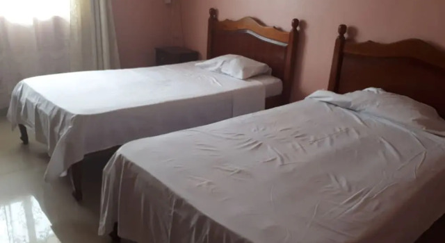 Bholah Casa, Забронировать Отель Отели Катр-Борн с парковкой, Парковка
