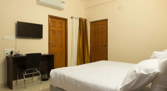 Triente Suites, Rezervovat Hotel Hotely v Bangalore s parkováním, Parkování