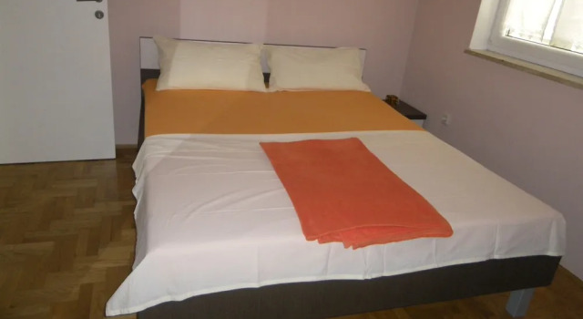Guest House MIRA, Забронировать Апартаменты/квартира Апартаменты Новалья, Апартаменты/квартира
