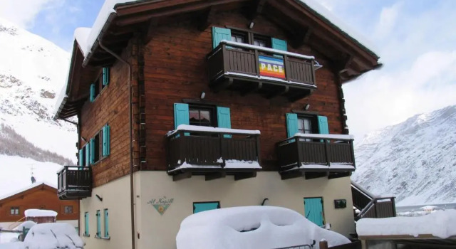 Art Apartments Kandinsky, Забронировать Апартаменты/квартира Апартаменты Ливиньо, рядом с Кресельный подъёмник Кампо Сквола (нижняя станция), Апартаменты/квартира