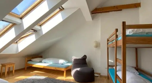 Номер Standard Jimmy Jumps House