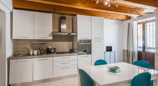 Luna d'argento 1 - Nayra, Book Hotel Siracusa Syracuse Area