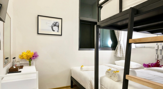 Трёхместный номер Standard Red Door Heritage Hotel