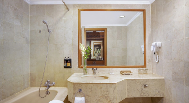 Двухместный номер Executive с видом на бассейн Loman Park Hotel Yogyakarta