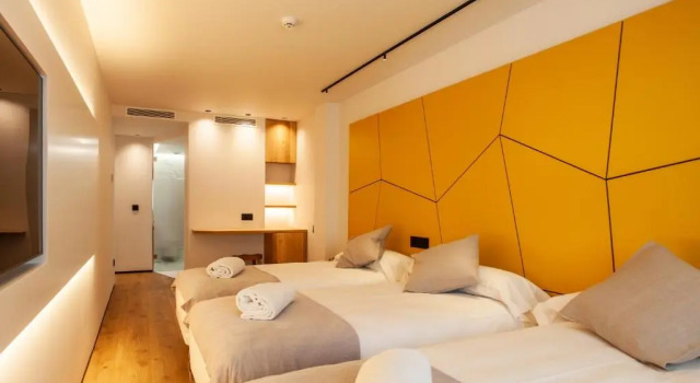 Семейный номер Standard Hotel Plaza Obradoiro by Bossh! Hotels
