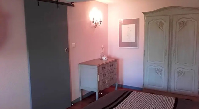 Chambres d'Hôtes La Vie en Roses, Boek Hotel Iguerande 