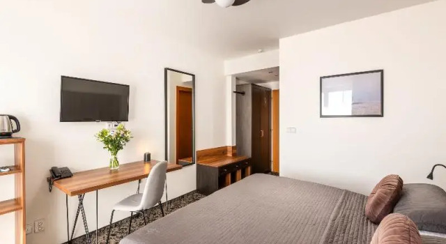 Premium Einzel Zimmer Hotel Troja