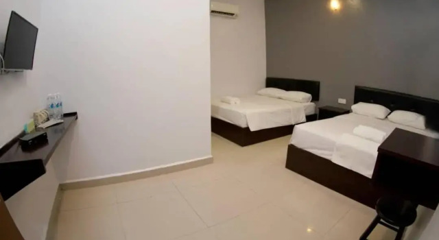 Семейный люкс Superior OYO 89715 CK Hotel 2