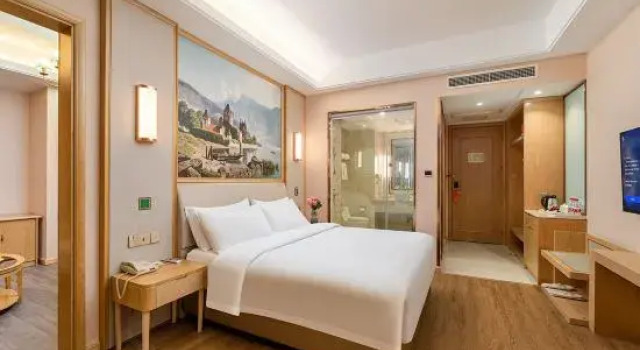 Люкс Vienna International Hotel (Hai'an High Speed Railway Station)