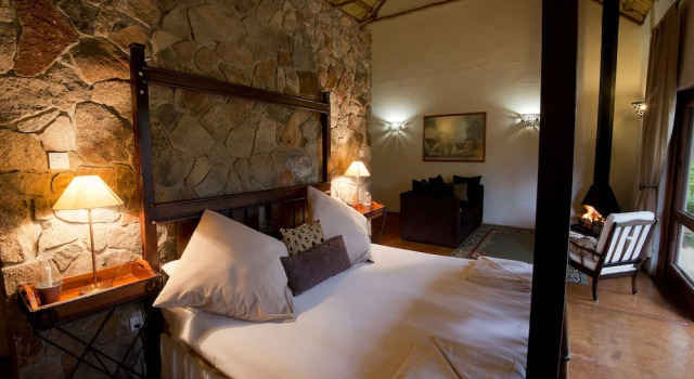 Bushman Rock Safaris, Book Hotel 3-Star Hotels in Harare, 3*