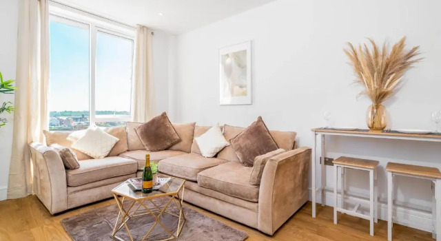 Beautiful City Centre Suite - Secure Parking - China Town - Top Rated, Varaa Hotelli Birmingham West Midlands