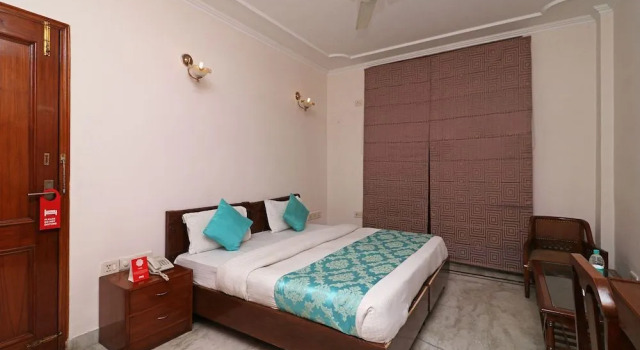 OYO 10585 Hotel Shubhdeep Aashiyana 2