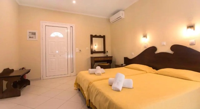 Fouxia Apartments and Studios
