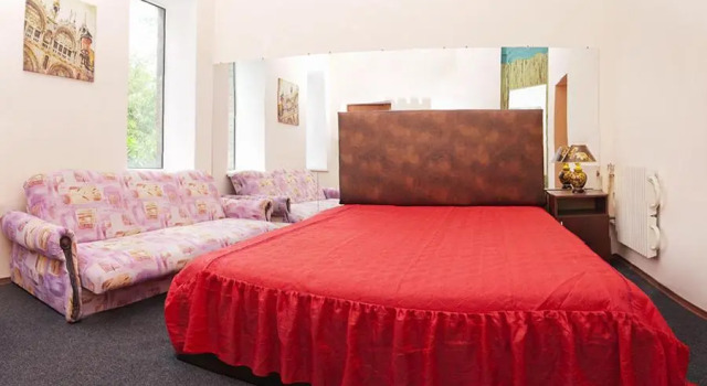 Margo Hotel