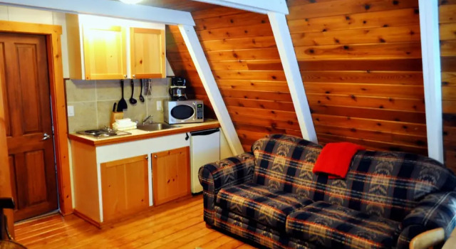 Номер Standard с балконом Red MountainVillageHomesCabins