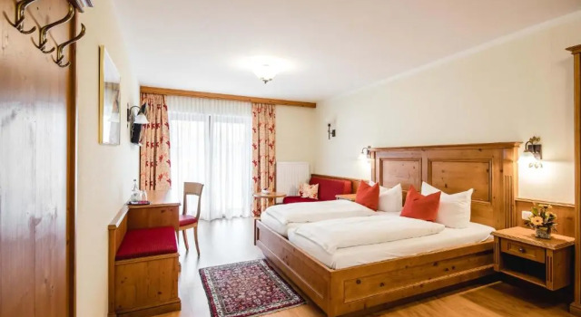 Номер Deluxe Hotel Bayrischer Löwe