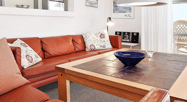 Restful Holiday Home With Indoor Pool in Hvide Sande, Book Hotel Hotels in Midtjylland with a Pool, Swimming Pool