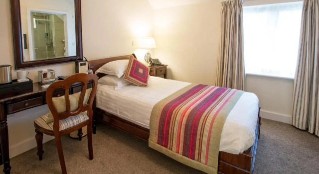 Номер Standard The Bishops Table Hotel