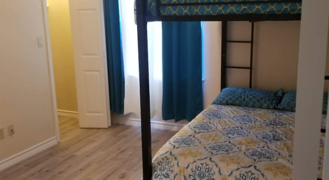 Номер Standard Oversized 2 Bedroom - Modern - Pool Near Beach