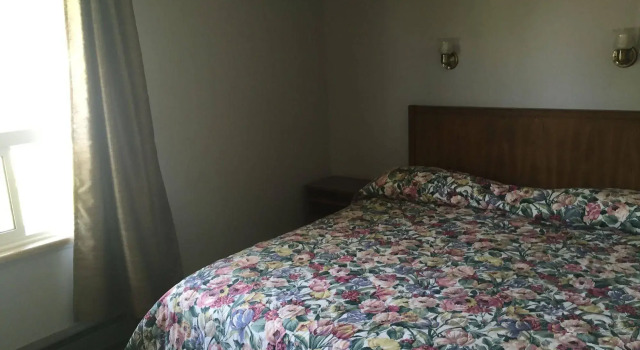 Pleasant Manor Motel, Забронировать Мотель Коллингвуд Blue Mountain - Collingwood