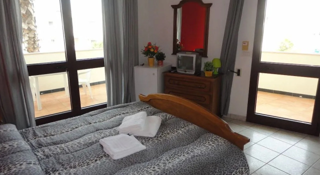 Palm Beach Garden, Забронировать Отель Отели Удженто с завтраком, Завтраки