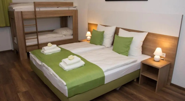 Семейный номер Standard B&B Outlet Hotel